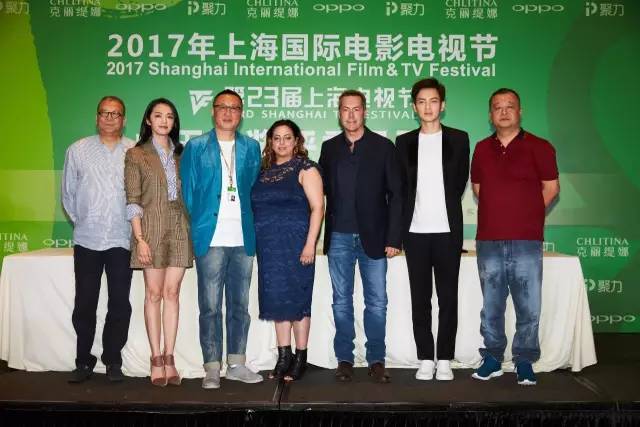 《鸡毛飞上天》主演张译、殷桃分别获得“最佳男主角”、“最近女主角”.jpeg